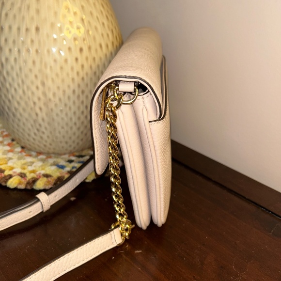 Michael Kors Blush Pink Chain Crossbody - Picture 7 of 8